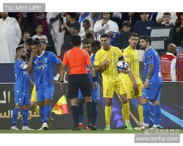 足球明星勇敢出手拦下保安队展现人性光辉与体育精神 足球明星勇敢出手拦下保安队展现人性光辉与体育精神