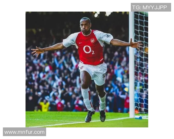 足球明星博什么腾的传奇人生与赛场背后的故事揭秘