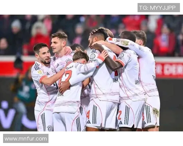 足球明星合照瞬间揭秘与背后故事分享的精彩时刻