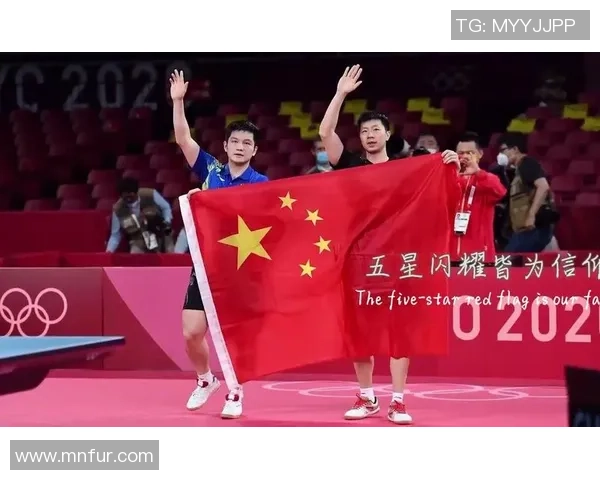 足球明星新年快乐愿你在新的一年里继续闪耀赛场成就辉煌人生