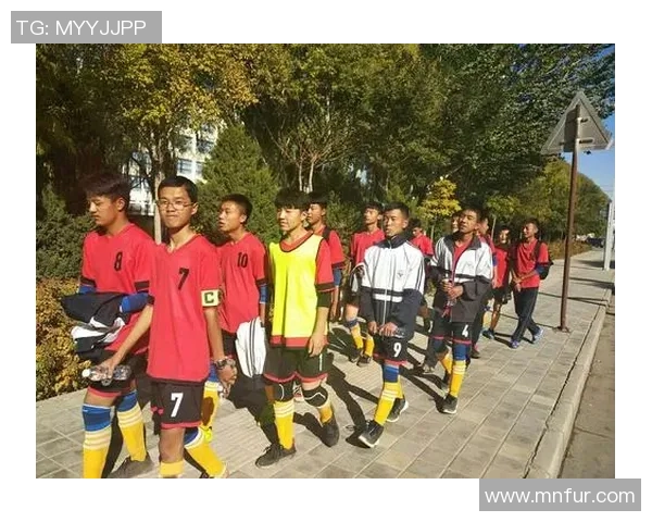 足球明星激情瞬间尽显风采超燃照片集锦让你感受赛场魅力